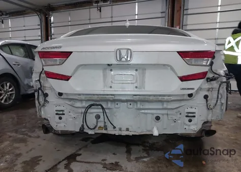 2018 Honda Accord Touring from USA, damaged, VIN 1HGCV1F91JA018675